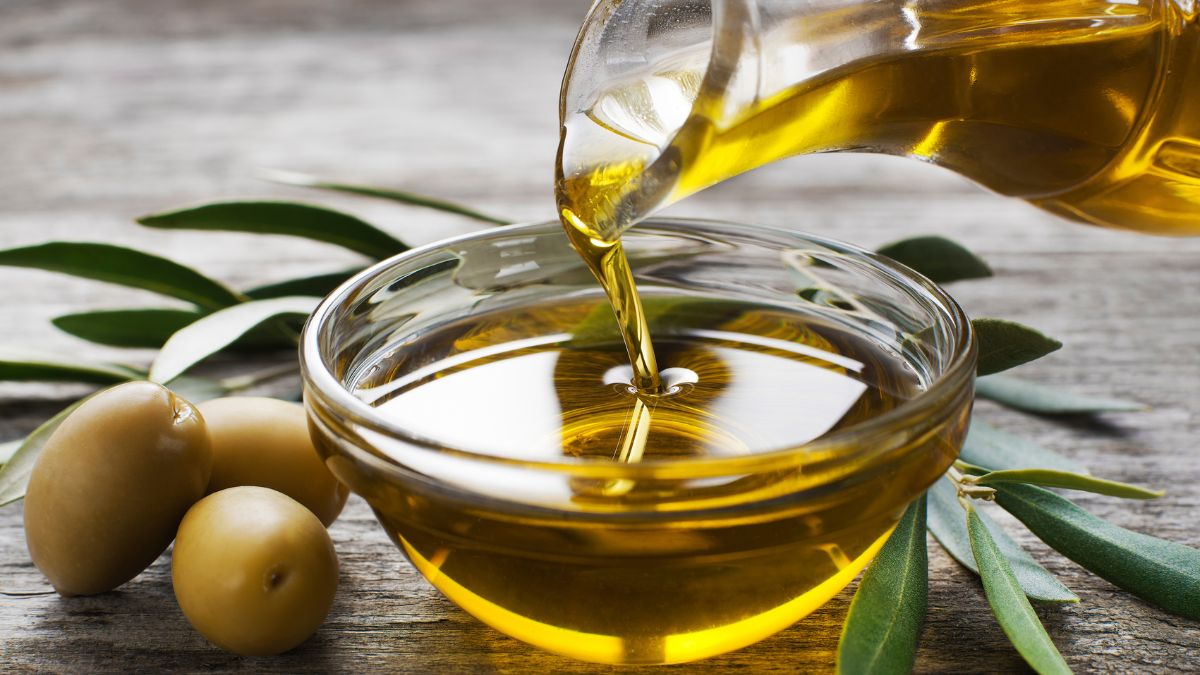 Olive oil in a glass bowl