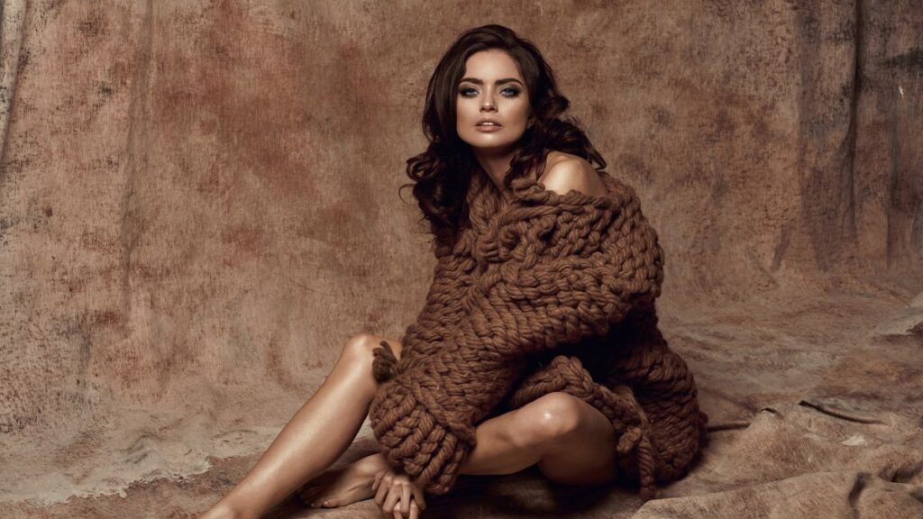 fashion model in brown sweater