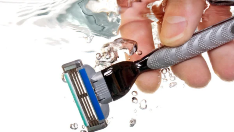 15 Very Personal Things That Are Unhygienic To Share, But Most People ...