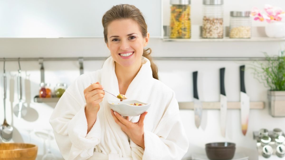 woman eating oatmeal