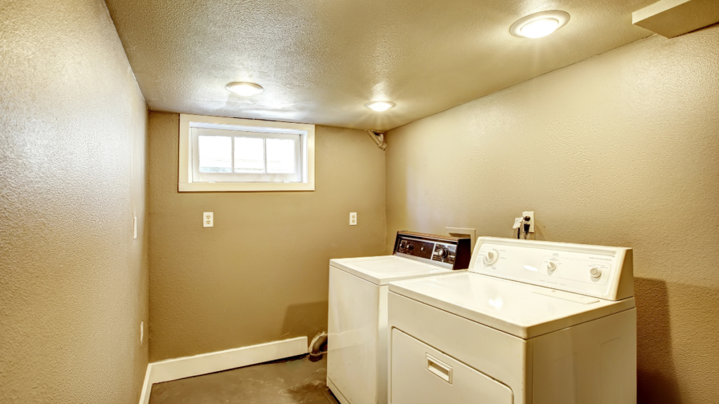 Old Washer Dryer Laundry Room 