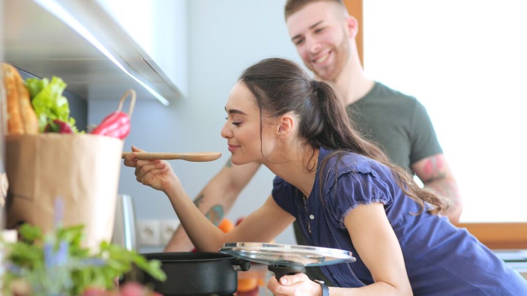 couple cooking