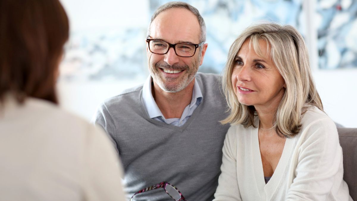 couple sitting with professional