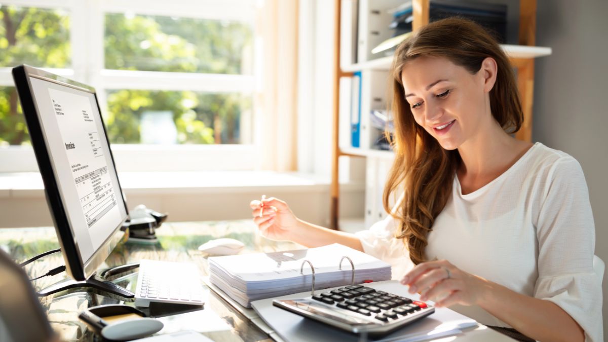 woman doing budget