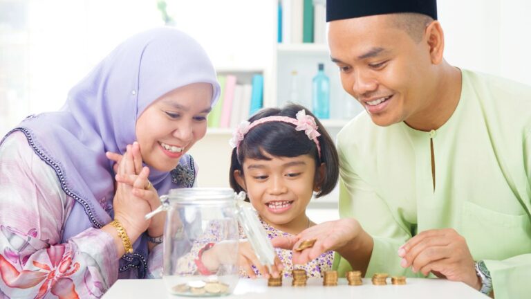 15 Clever Strategies to Build a Bright Financial Future for Your Children