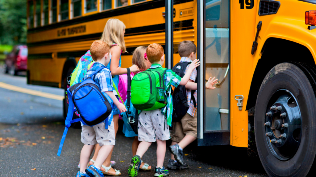 kids on school bus 